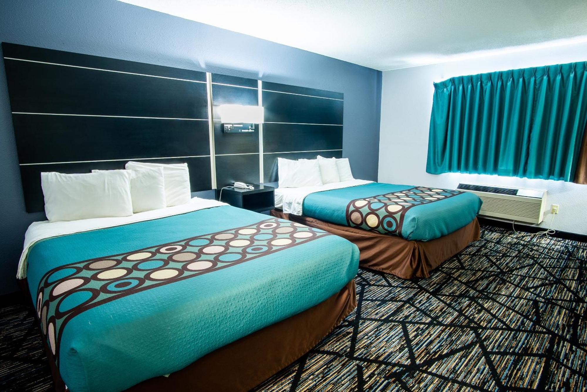 Coratel Inn & Suites By Jasper New Richmond Esterno foto